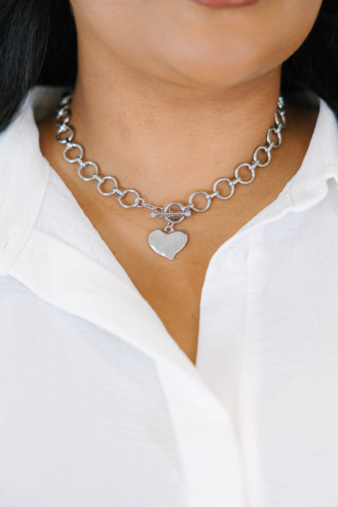Dare To Love Necklace, Silver – Chic Soul