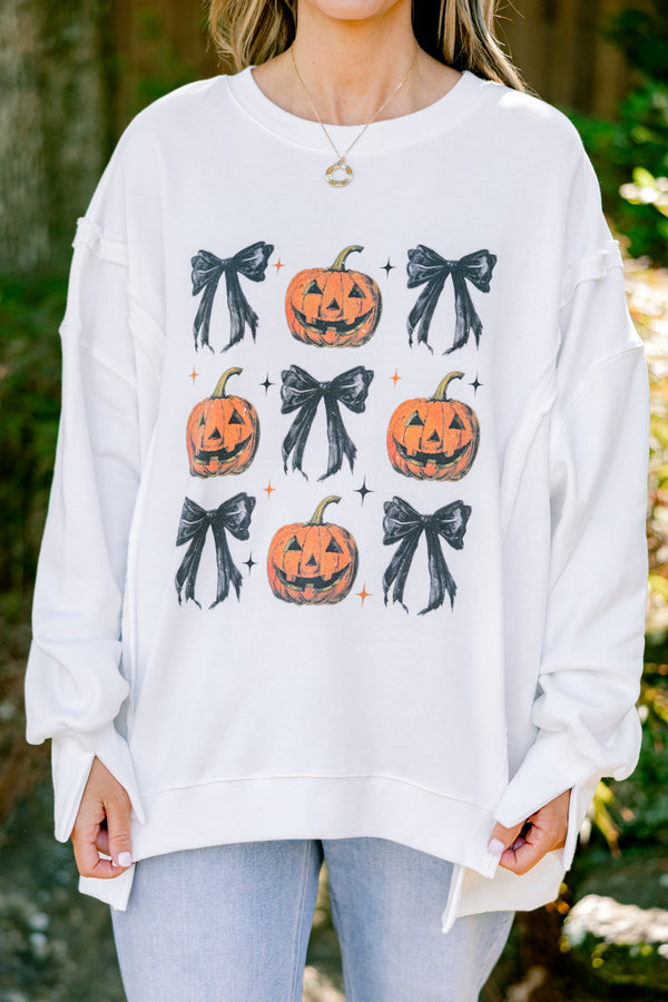 Chic Soul plus size clothing, ivory long sleeve crewneck with orange pumpkins and black bows in a square graphic 