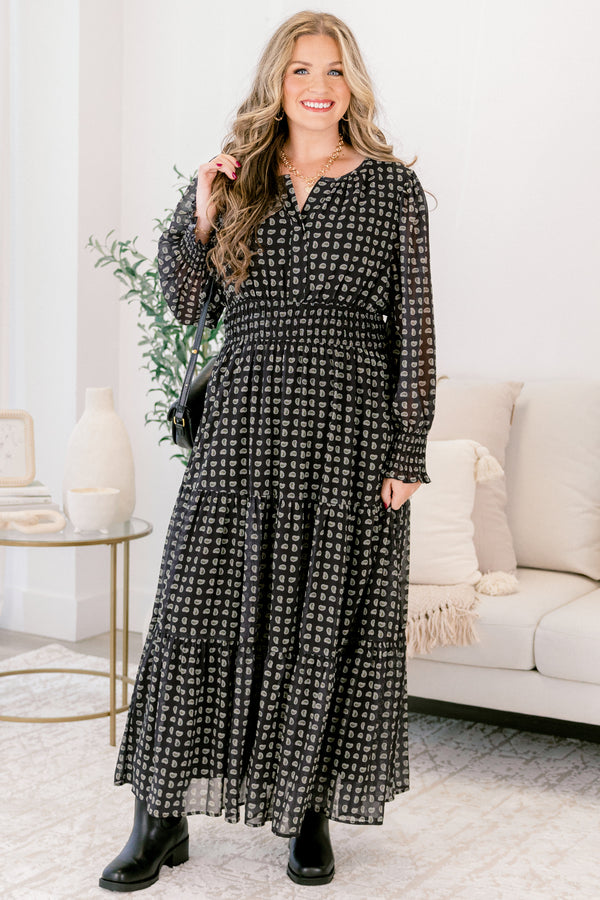 Chic Soul plus size clothing, black and tan paisley print long sleeve maxi dress with cinched waist and wrists on the sleeves and v-neckline