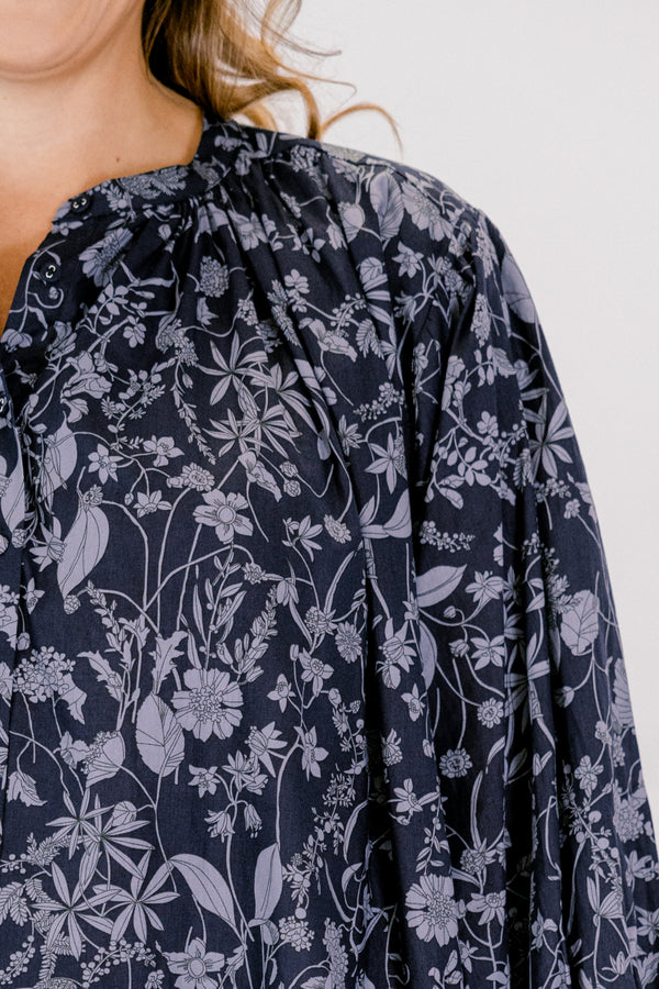 Chic Soul plus size clothing, navy and light blue floral print long puff sleeve top with subtly v neck cutout