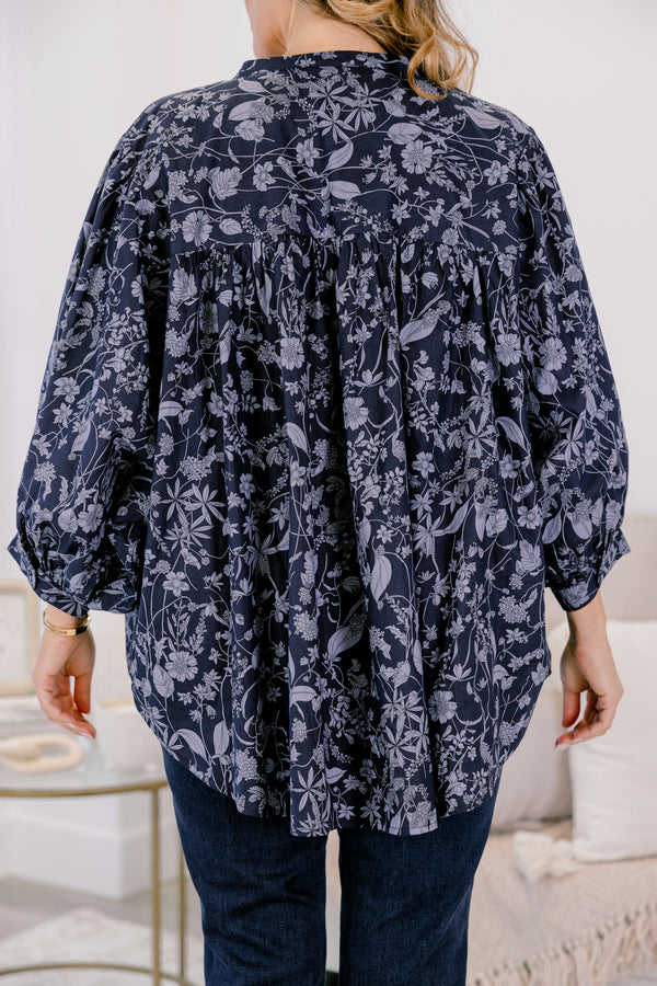 Chic Soul plus size clothing, navy and light blue floral print long puff sleeve top with subtly v neck cutout