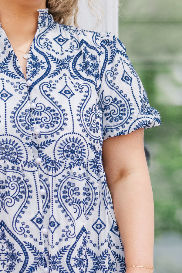 Chic Soul plus size clothing, white ruffled baby doll dress with collar and navy blue pattern with puffed sleeves