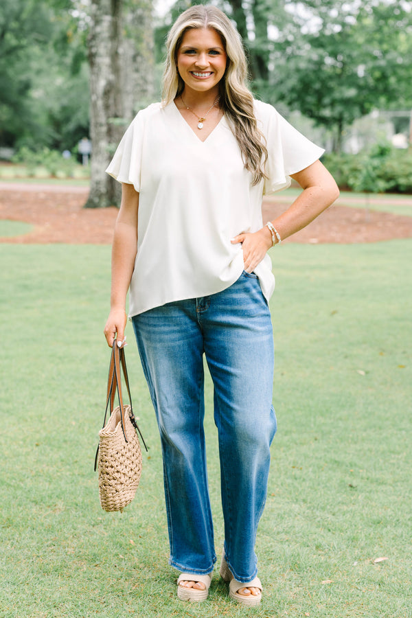 Chic Soul plus size clothing, ivory v-neck top with short sleeves and flutter sleeves