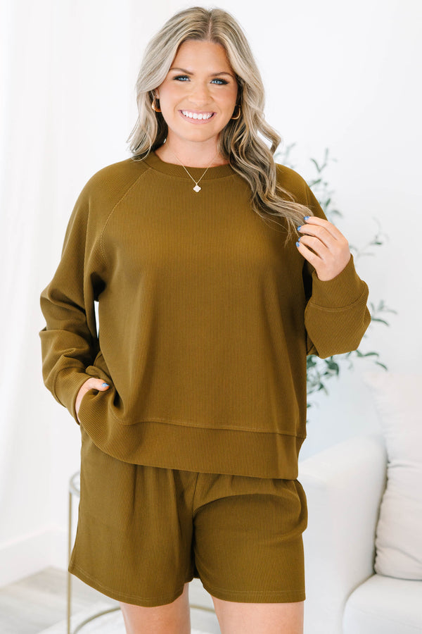 Plus size clothing, olive ribbed set with long sleeves and matching shorts