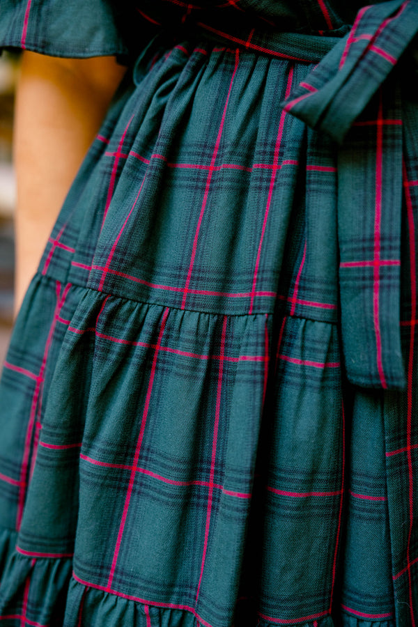 Chic Soul plus size clothing, green and red plaid short ruffle sleeve button up dress with ruffles on the collar and a tie belt waist