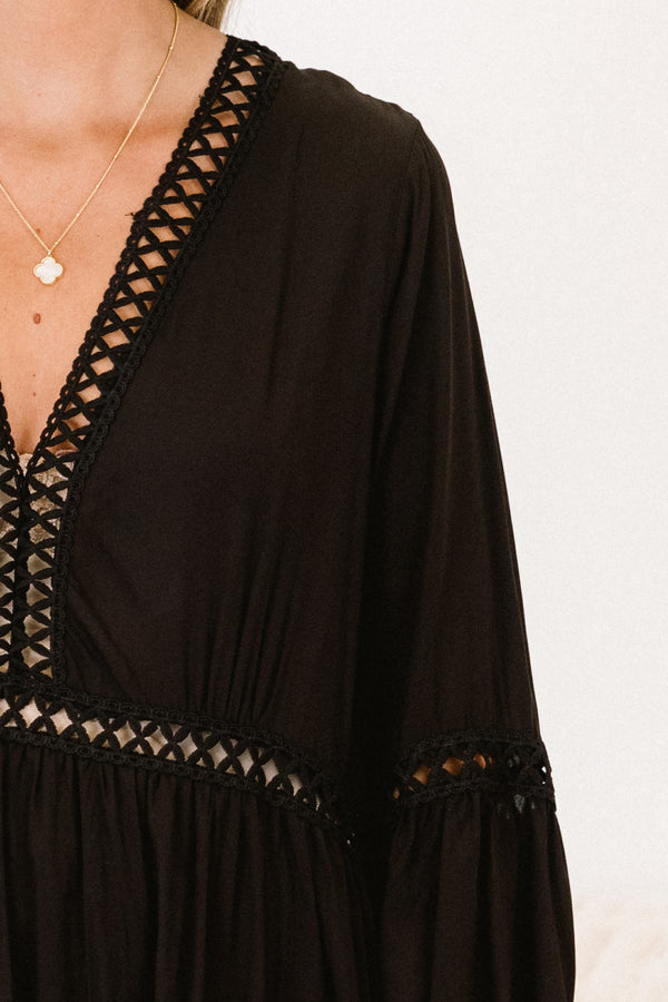 dress, short, three quarter sleeve, vneck, stitched detail, flowy, black, solid, comfy