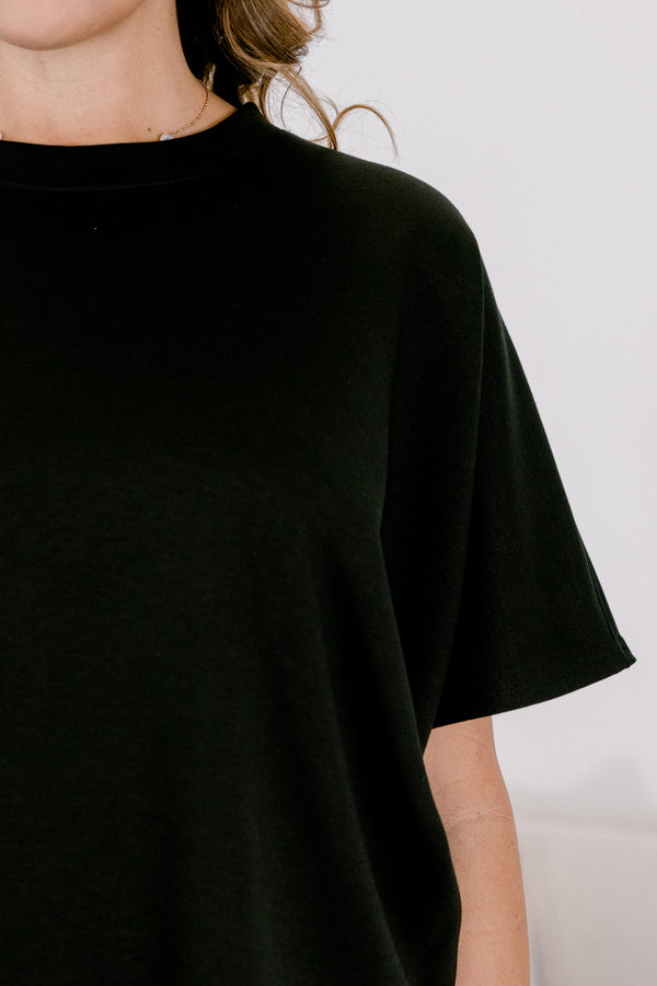 Chic Soul plus size clothing, black wide leg pants and short sleeve top matching set 