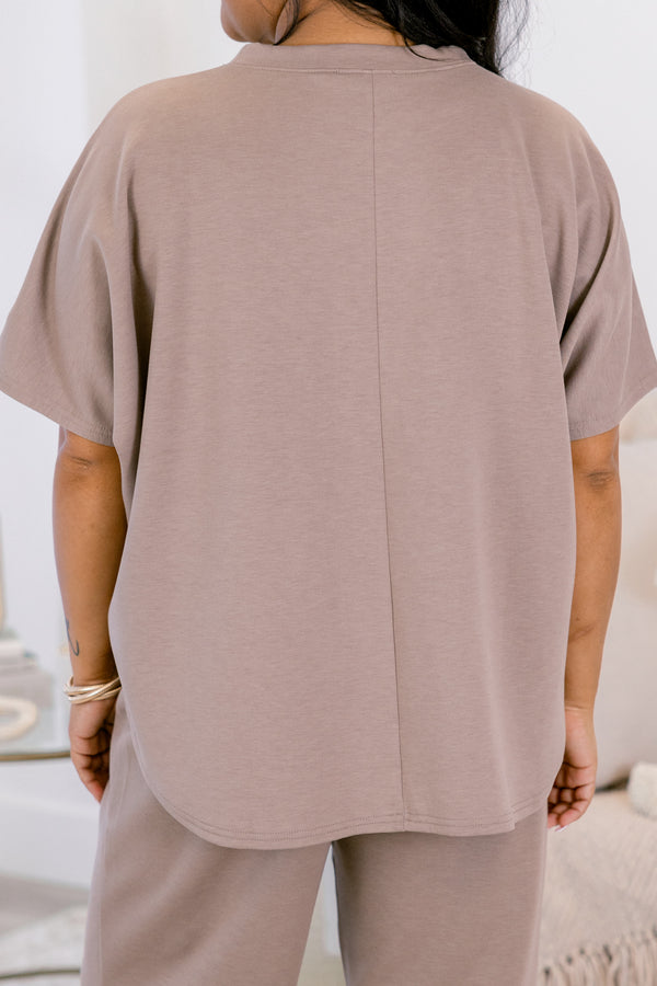 Chic Soul plus size clothing, cocoa brown straight leg pant with a cocoa brown short sleeve top as a matching set