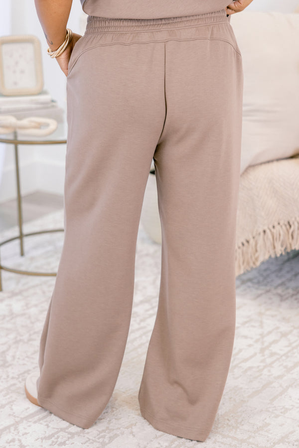 Chic Soul plus size clothing, cocoa brown straight leg pant with a cocoa brown short sleeve top as a matching set