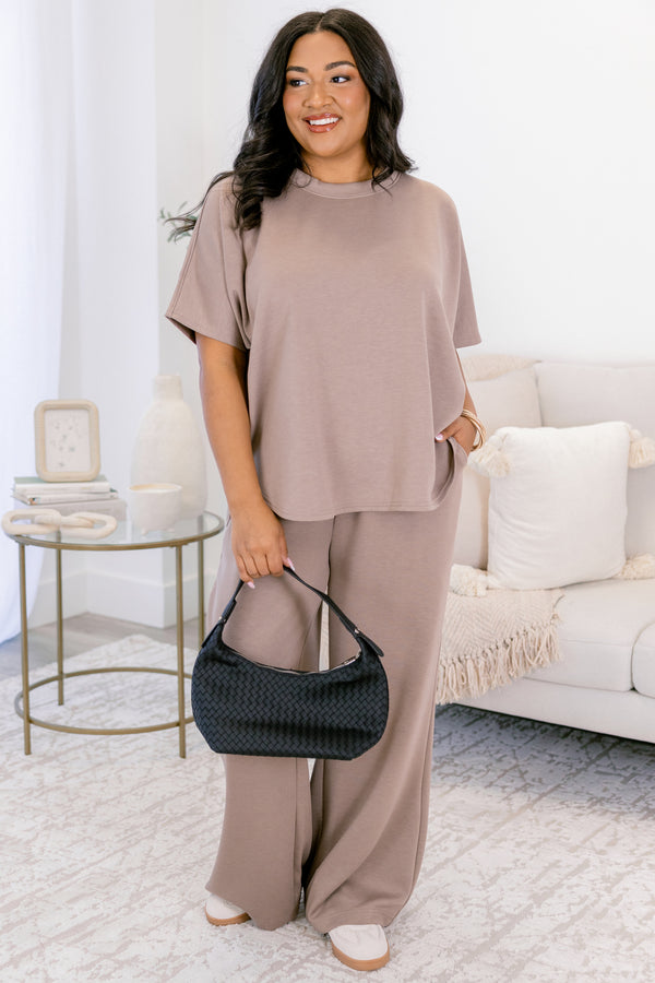 Chic Soul plus size clothing, cocoa brown straight leg pant with a cocoa brown short sleeve top as a matching set