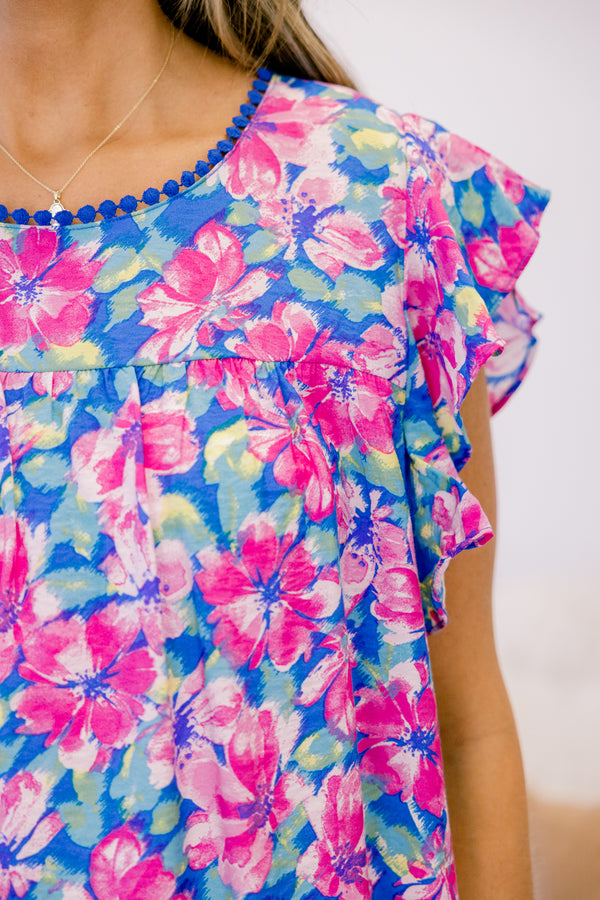 Chic Soul plus size clothing, short-flutter-sleeve pink top with a high-scoop-neckline and a blue and pink tropical floral pattern 