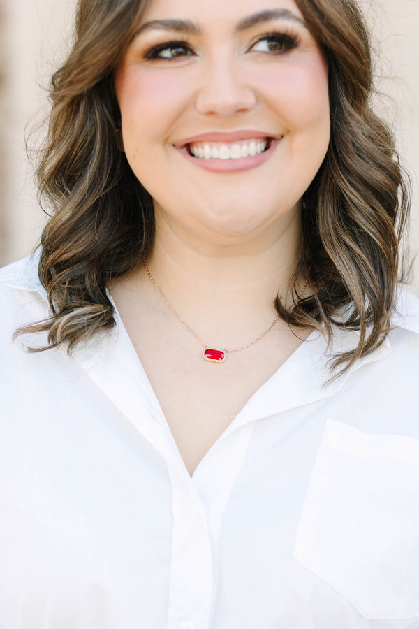 Plus Size gold chain necklace featuring a horizontal rectangular red gemstone pendant.