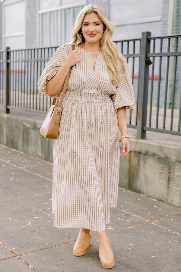 Chic Soul plus size clothing, brown maxi dress with a plaid pattern as well as bubble sleeves and a slight v-neckline 