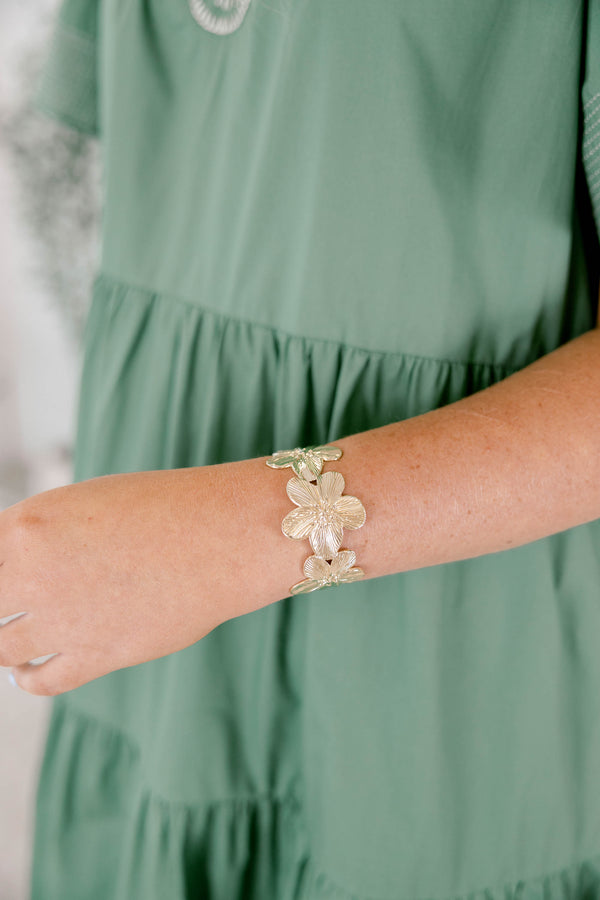 Chic Soul plus size clothing, gold flower bangle 