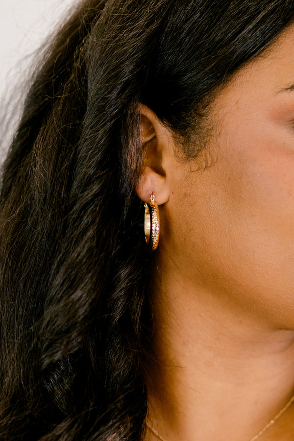 Cool On My Own Earrings, Gold