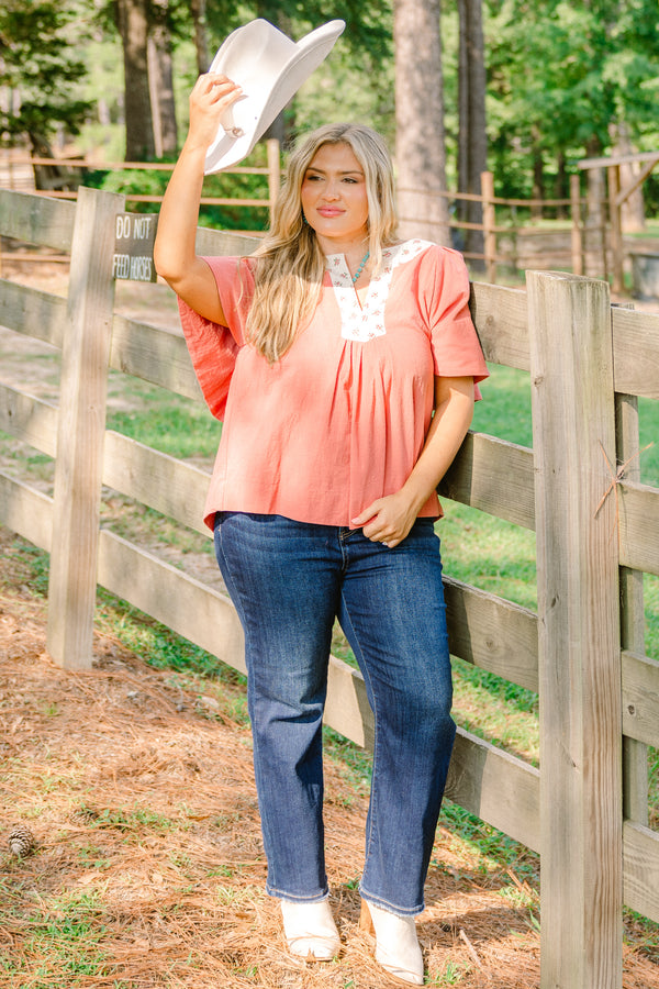 Chic Soul plus size clothing, rust red short bell sleeve top with v neckline and white floral print lining the neckline 