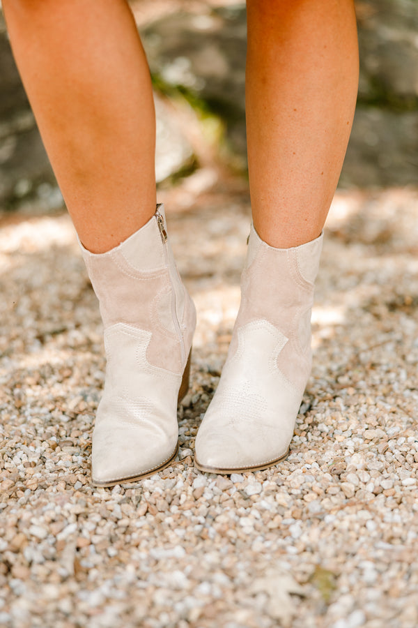 Chic Soul plus size clothing, ivory two tone pointed toe booties