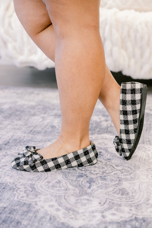 Chic Soul plus size clothing, black and white plaid pointed toe flats with a bow on the toe