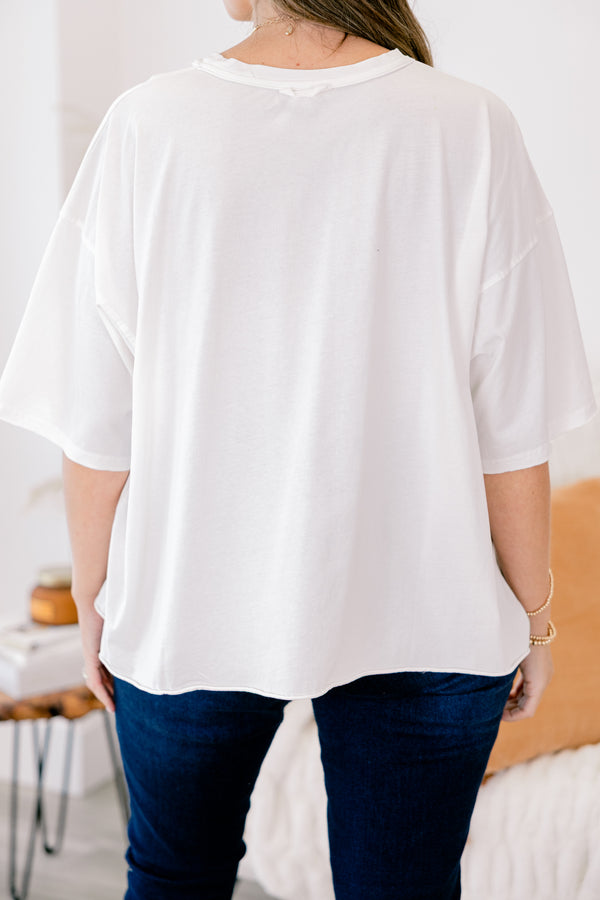 Chic Soul white graphic tee withe 