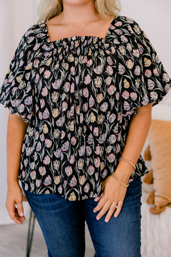 Chic Soul plus size clothing, black baby doll short sleeve top with bubble sleeves and pale pink and yellow floral print