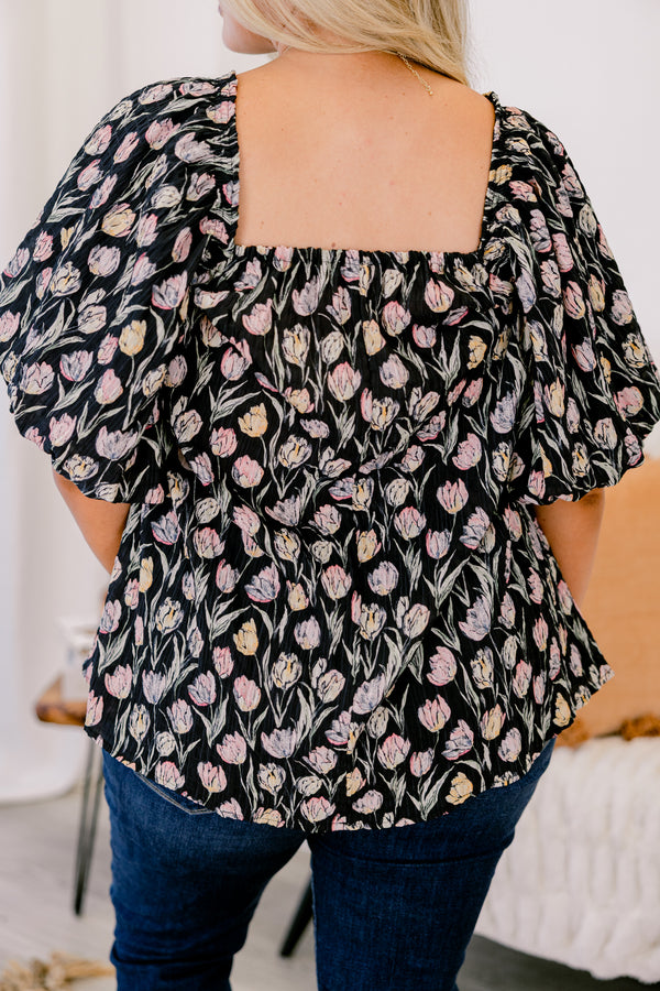 Chic Soul plus size clothing, black baby doll short sleeve top with bubble sleeves and pale pink and yellow floral print
