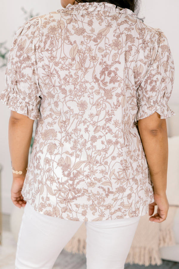 Chic Soul plus size clothing, brown and white floral print short puff sleeve top with ruffle v neckline cutout 