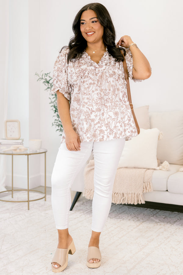 Chic Soul plus size clothing, brown and white floral print short puff sleeve top with ruffle v neckline cutout 