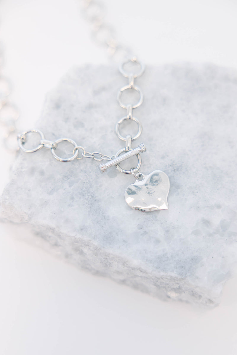 Dare To Love Necklace, Silver – Chic Soul