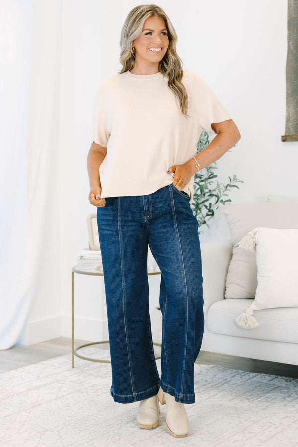 Plus size clothing, mid-rise with a cropped silhouette and front seam detail
