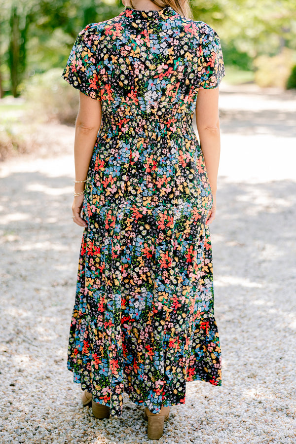 Chic Soul plus size clothing, black floral maxi dress with short sleeves and a slight v-neckline 