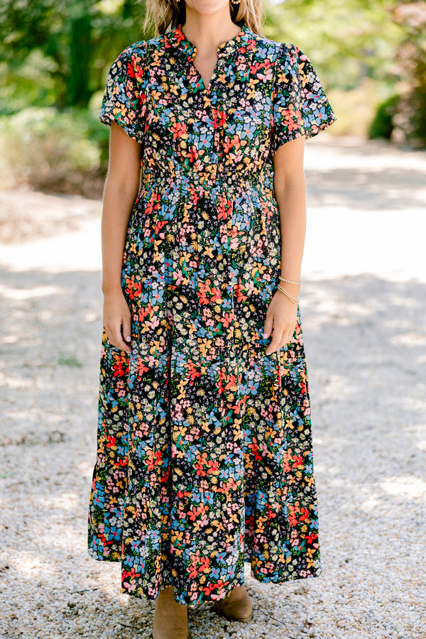 Chic Soul plus size clothing, black floral maxi dress with short sleeves and a slight v-neckline 