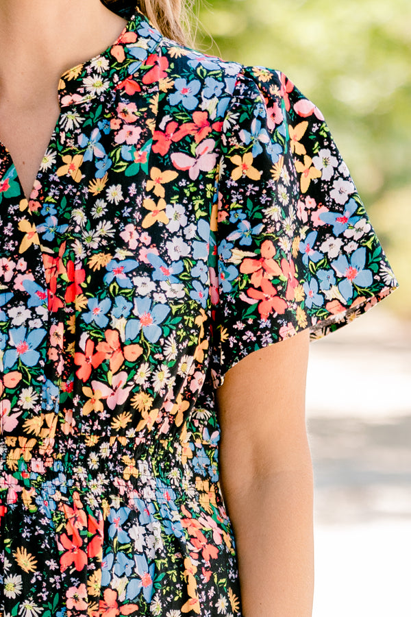 Chic Soul plus size clothing, black floral maxi dress with short sleeves and a slight v-neckline 