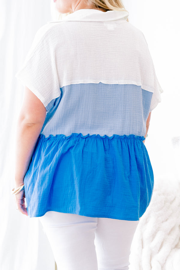 Chic Soul plus size clothing, blue color block tiered short sleeve three quarter button up top with white on top, light blue in the middle, and cobalt blue on the bottom