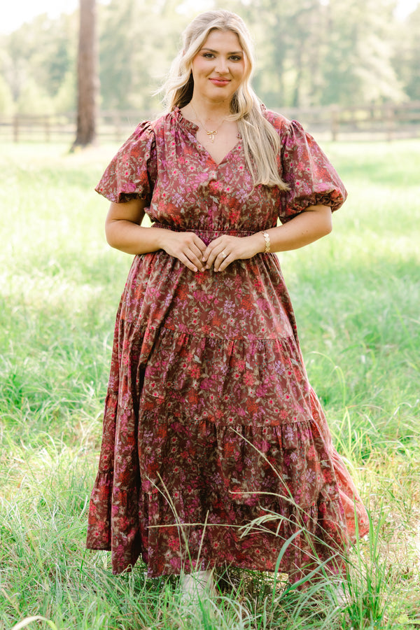 Chic Soul plus size clothing, brown floral print short puff sleeve tiered flowy maxi dress with v neckline and sinched waist