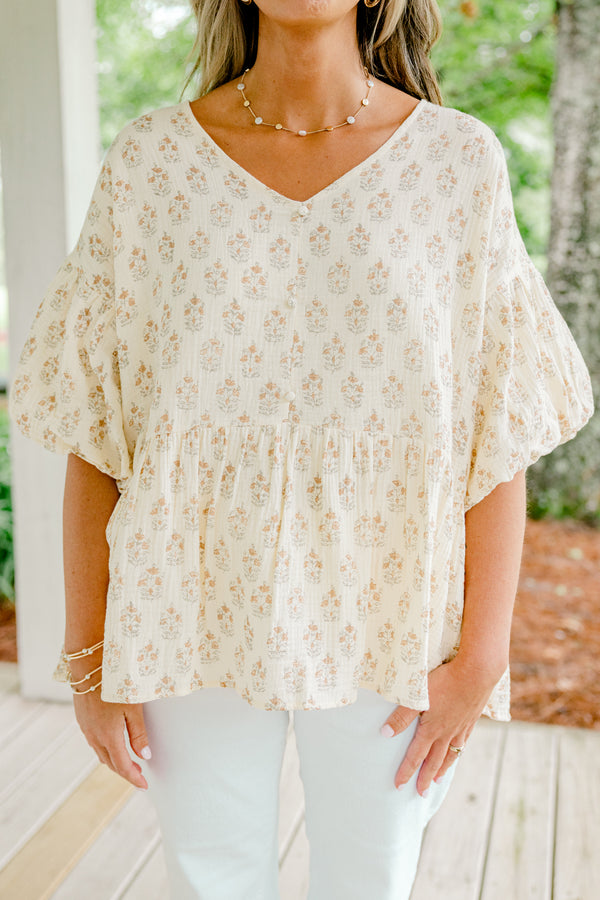 Chic Soul plus size clothing, light yellow short-balloon sleeve shallow v-neck casual top with dainty floral pattern