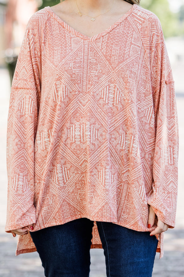 Chic Soul plus size clothing, mauve long sleeve geometric white print top with v neckline and slit on sides on bottom with longer length in the back
