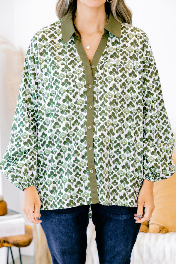 Chic Soul plus size clothing, green and white floral long sleeve button-up top with bubble sleeves