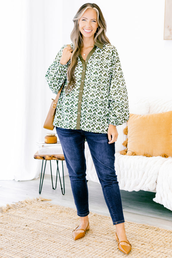 Chic Soul plus size clothing, green and white floral long sleeve button-up top with bubble sleeves