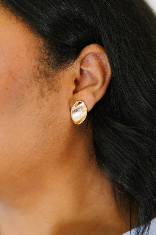Plus Size gold chunky oval stud earrings with a sculptural design and brushed texture.