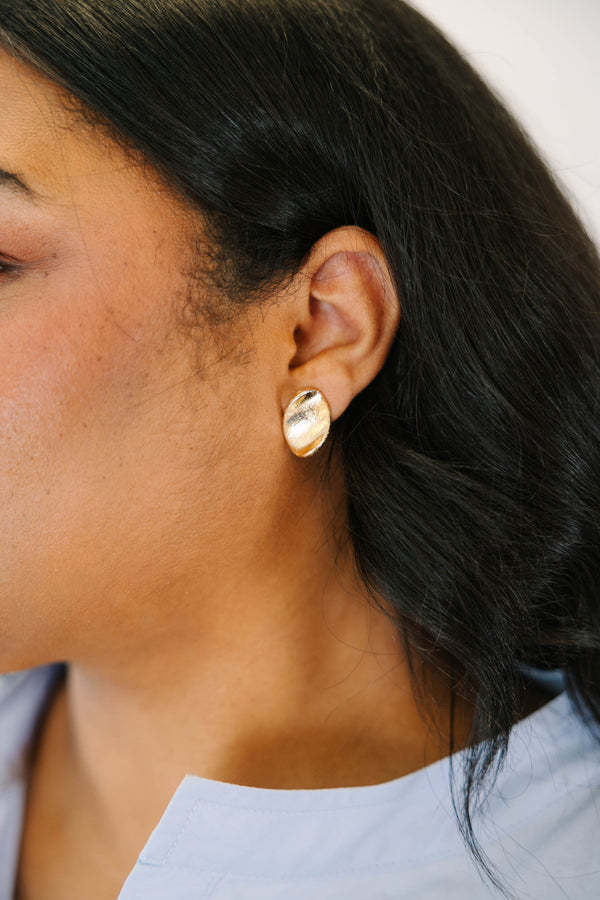 Plus Size gold chunky oval stud earrings with a sculptural design and brushed texture.