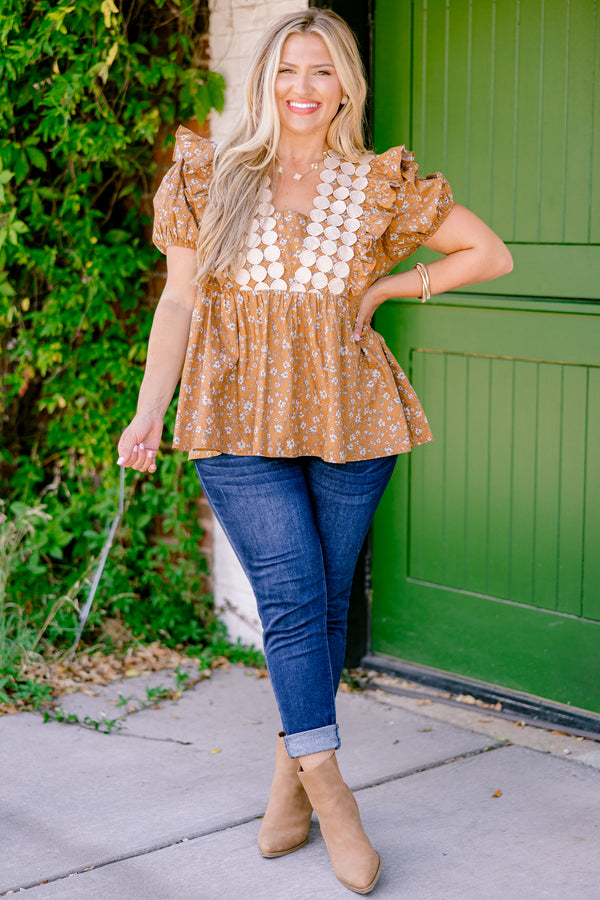 Chic Soul plus size clothing, brown top with bubble sleeves and a floral pattern with a textured circle design going down to the chest