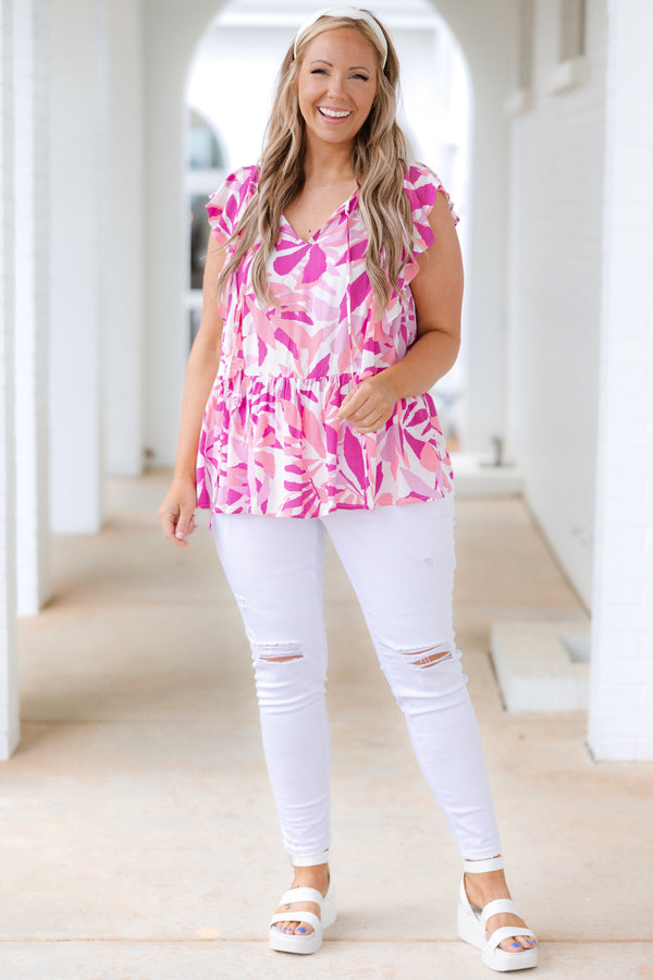 Chic Soul plus size clothing, magenta and pink floral pattern top with ruffle hemline and ruffle sleeves