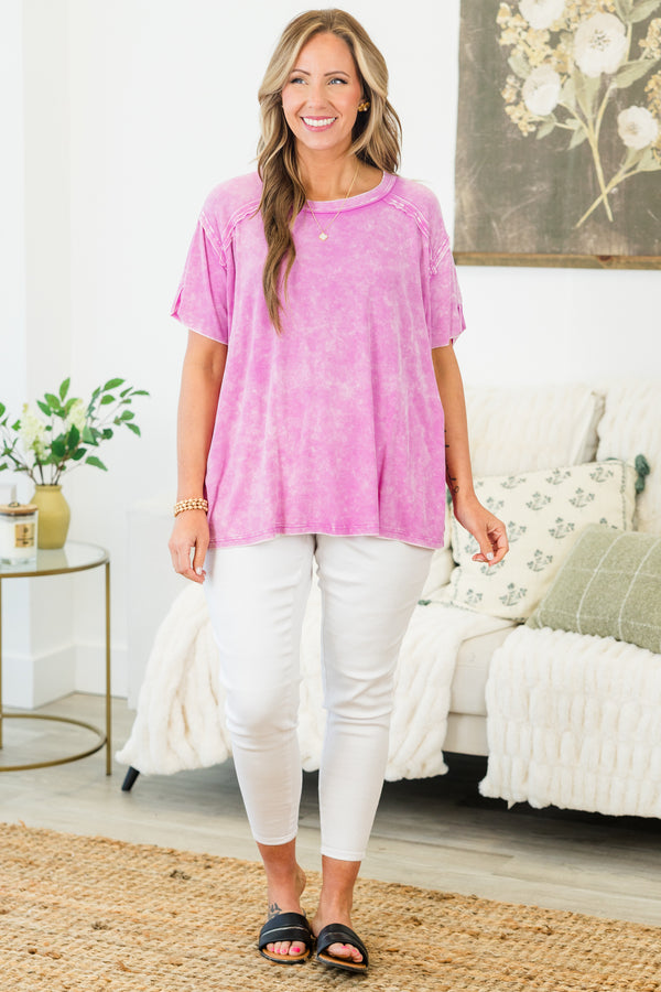 Chic Soul plus size clothing, bright mauve short sleeve top with acid wash detail with round neckline with outer stitch detail along neck and shoulders 