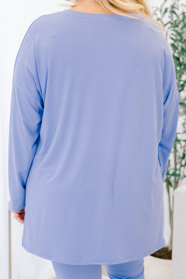 Chic Soul plus size clothing, cornflower blue long sleeve v-neckline top with side slits and cornflower blue leggings matching 