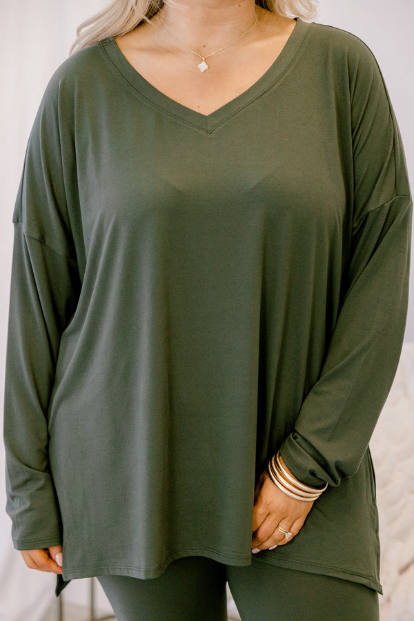 Chic Soul plus size clothing, olive green long sleeve tunic and leggings set 