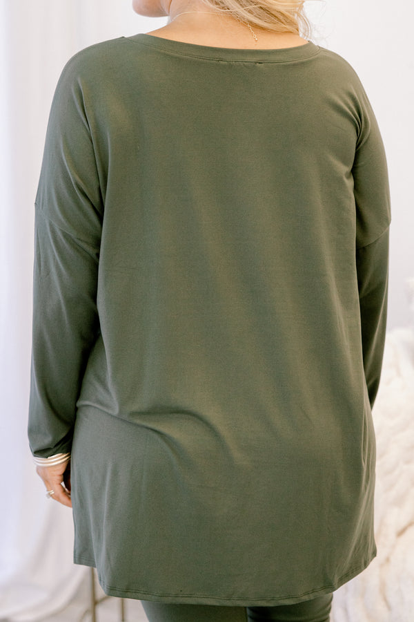 Chic Soul plus size clothing, olive green long sleeve tunic and leggings set 
