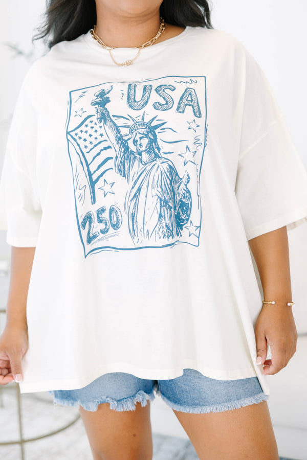 Plus size ivory boyfriend tee with a blue Statue of Liberty graphic and USA 250 text.