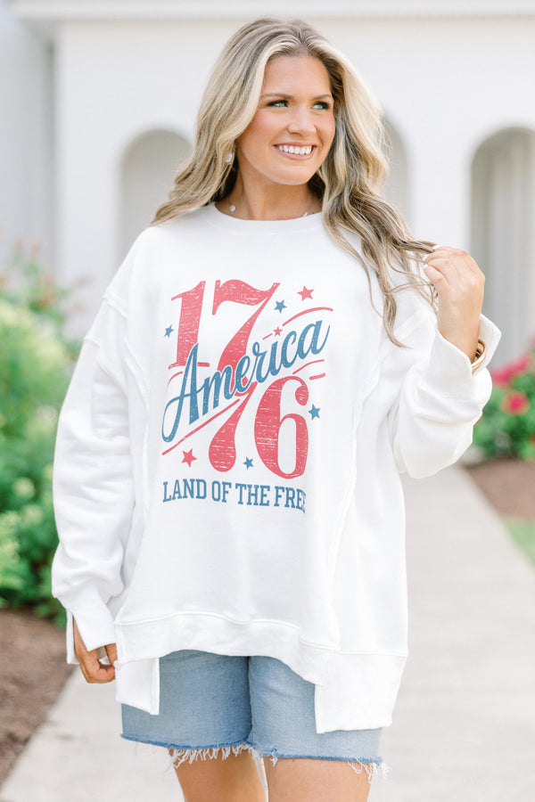 Plus Size ivory crew neck sweatshirt with a red and blue 1776 America graphic.