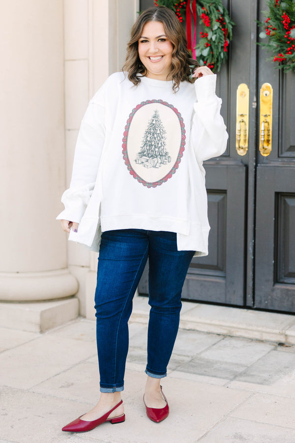 Plus size ivory oversized cotton crewneck with a vintage Christmas tree graphic.