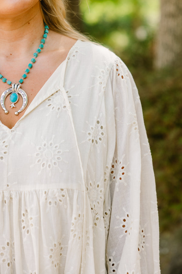 Chic Soul plus size clothing, cream short dress with long sleeves and white lacey pattern 